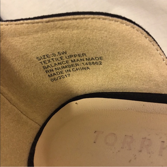 Black Ankle Strap Heel Sandal (WIDE WIDTH) - Picture 3 of 4